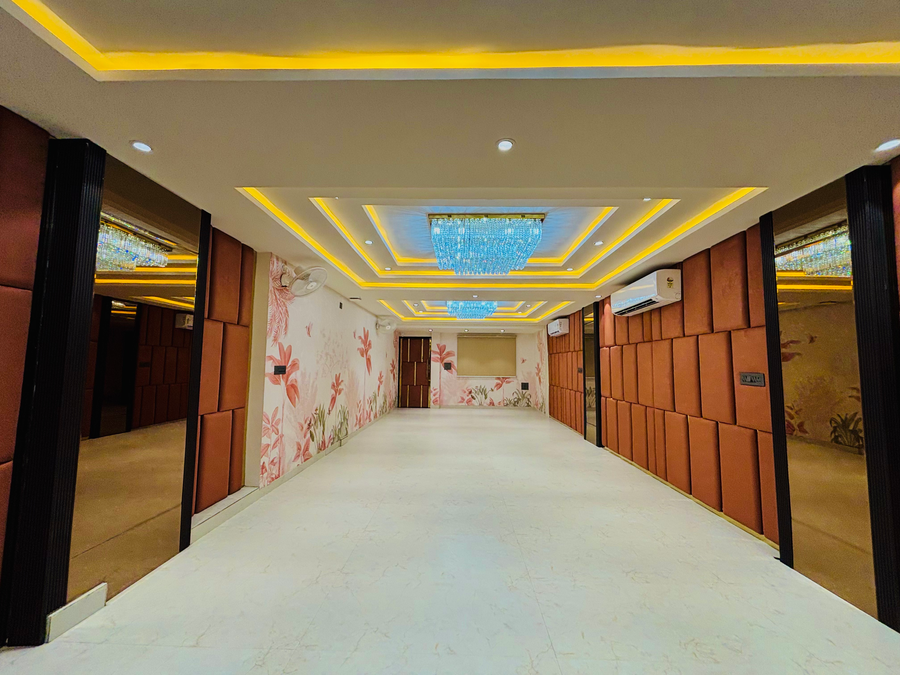 Zip By Spree Hotels R Group,,3 star