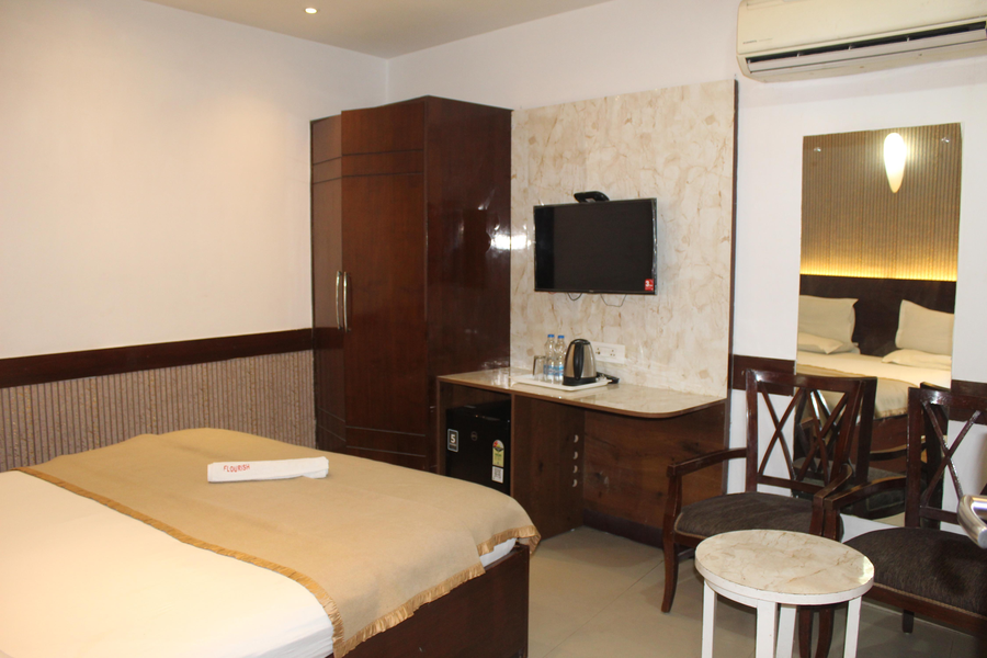 flourish inn saket opposite max hospital