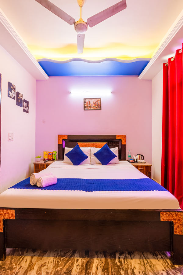 hotel warm welcome noida sector 20