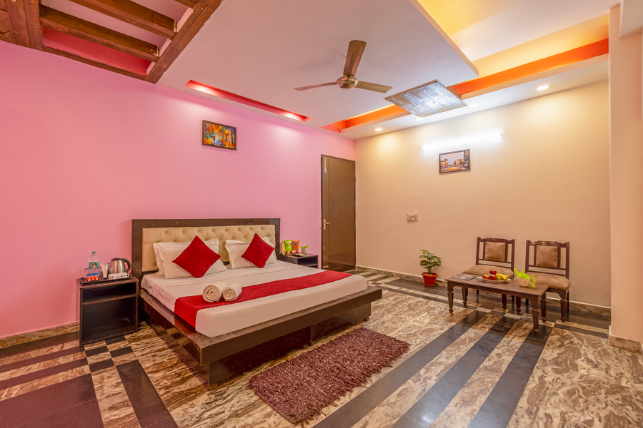 hotel warm welcome noida sector 20
