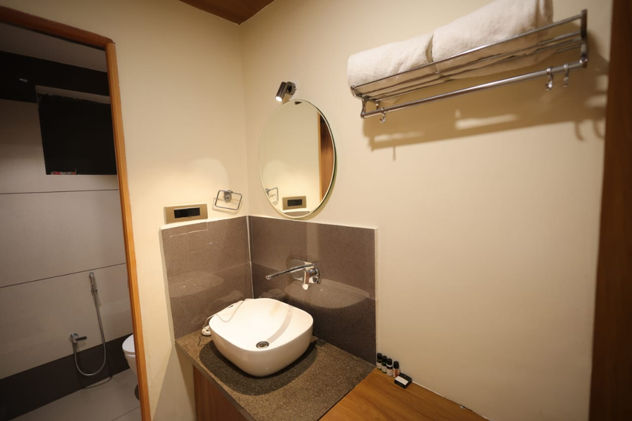 ramaya motels and resort