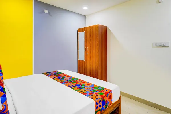 Fabhotel R3 Atmos,,3 star