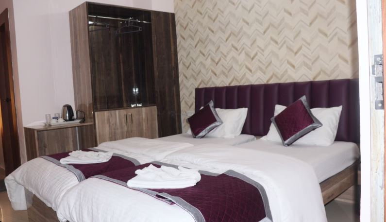 hotel bansal residency