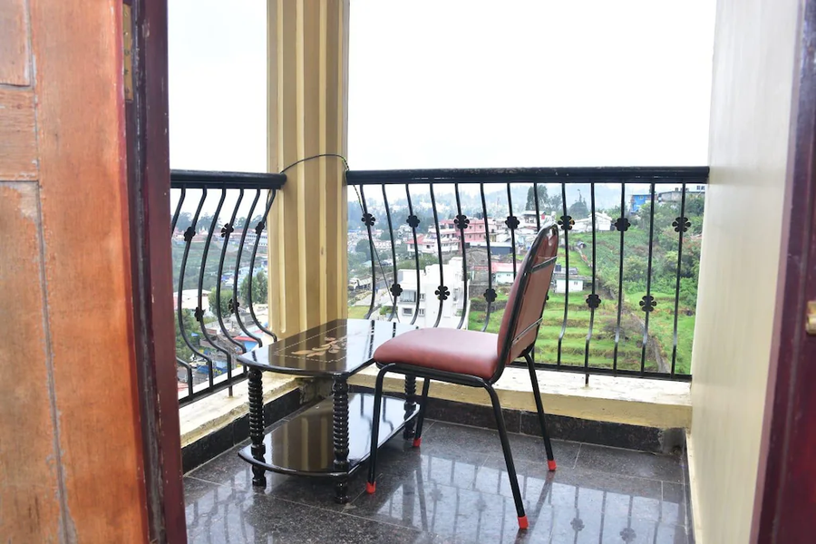 raja stone palace