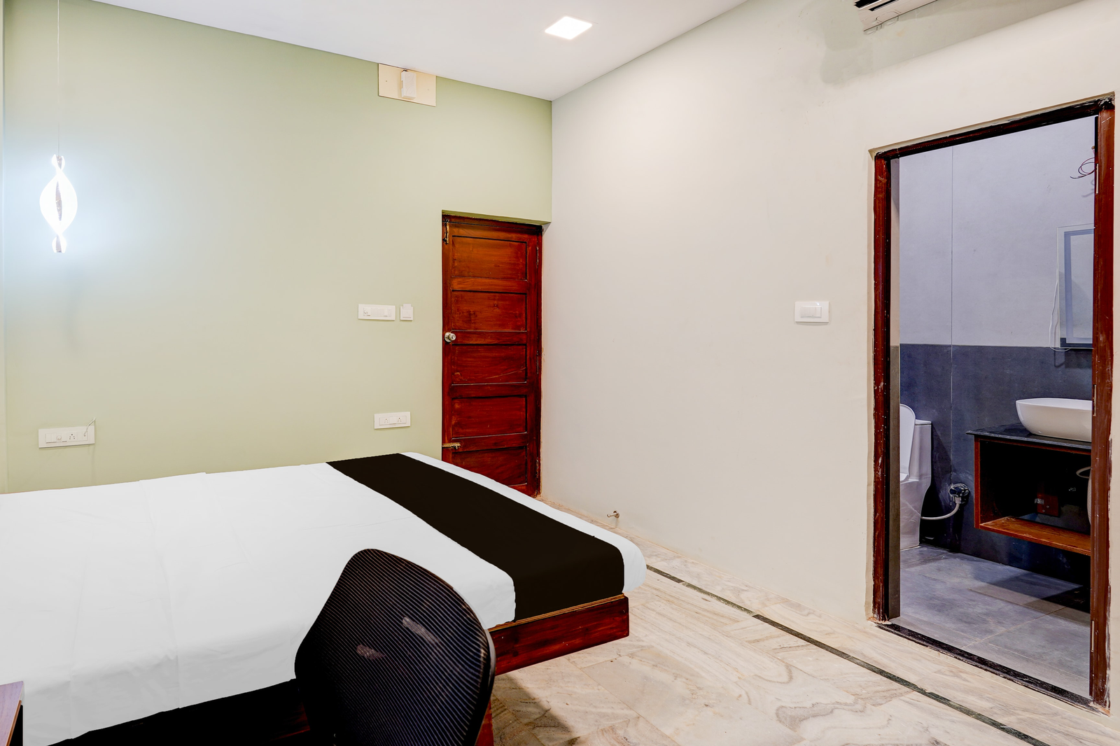 super collection o vadapalani formerly mahalakshmi inn