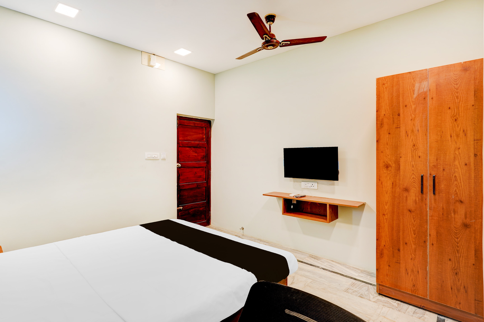 super collection o vadapalani formerly mahalakshmi inn