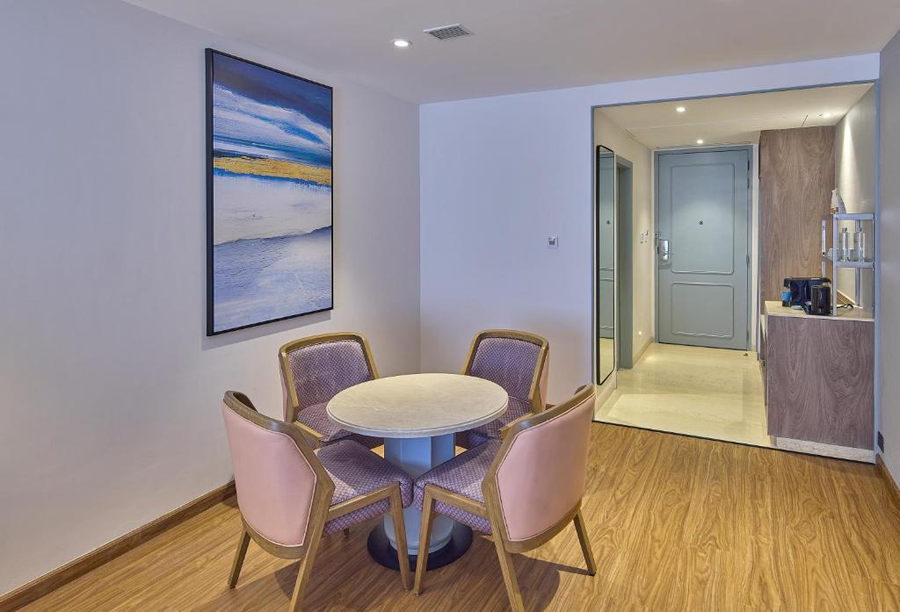 iconiqa hotel mumbai international airport