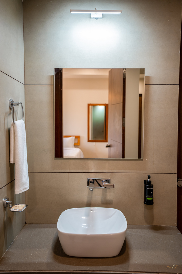 daksh the nirvana retreat