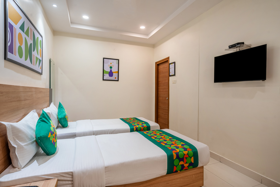 Treebo Sapphire Bliss,,3 star