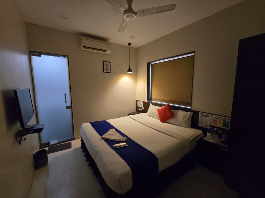 platinum hotel