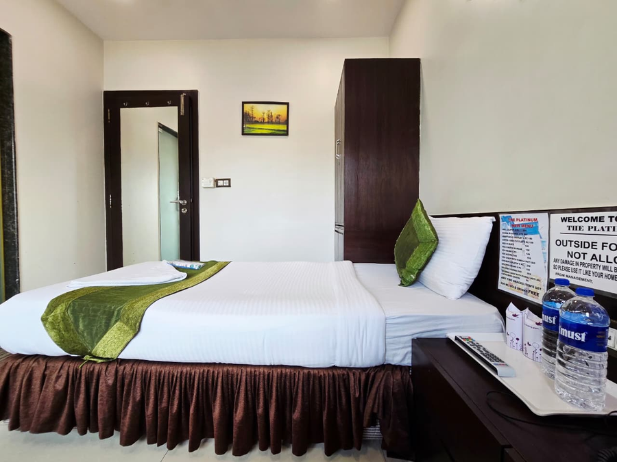 platinum hotel