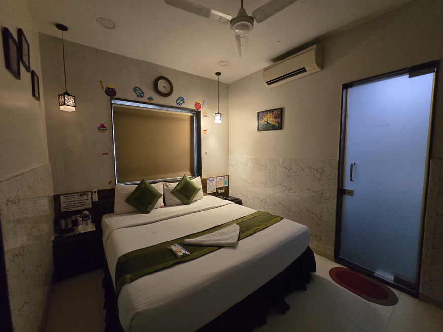 platinum hotel