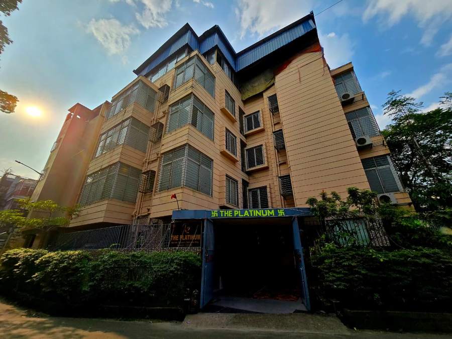 platinum hotel