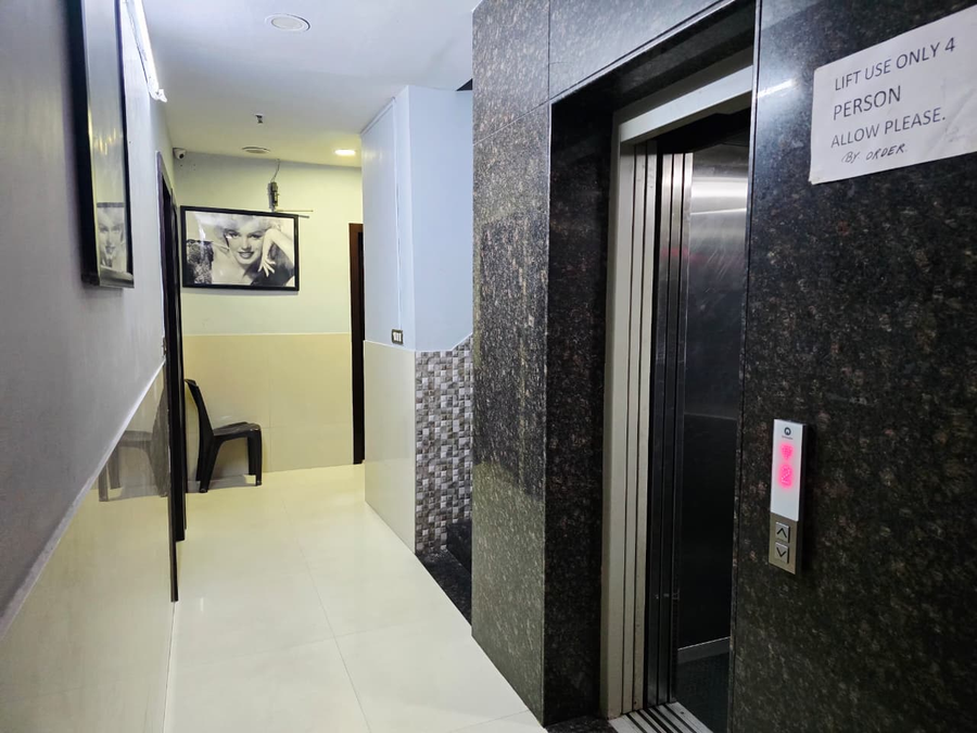 platinum hotel