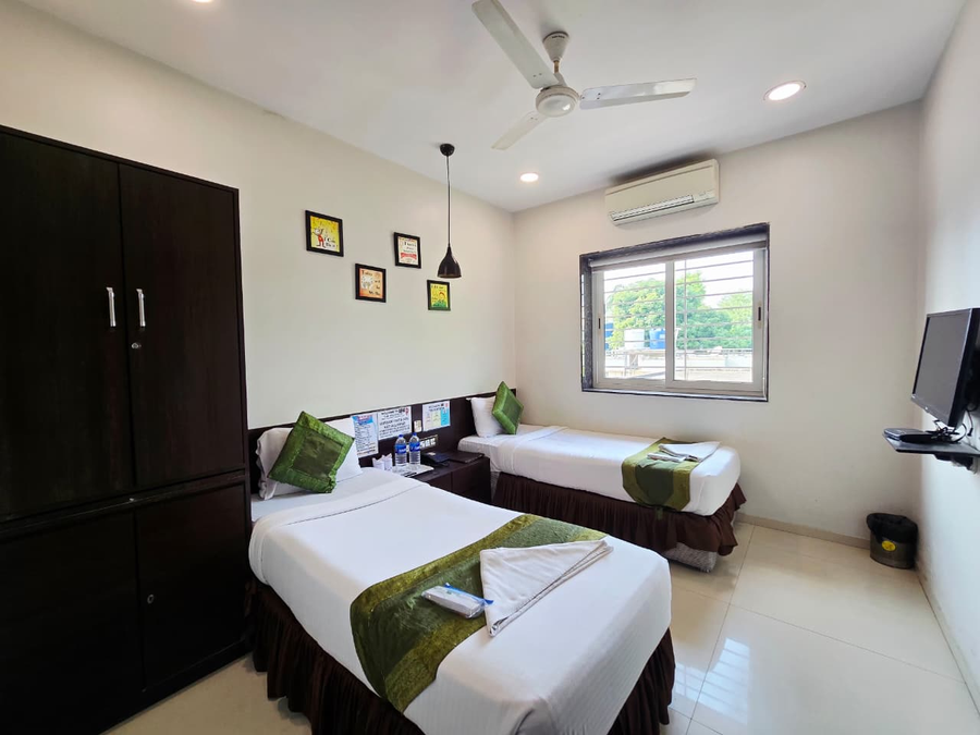 platinum hotel