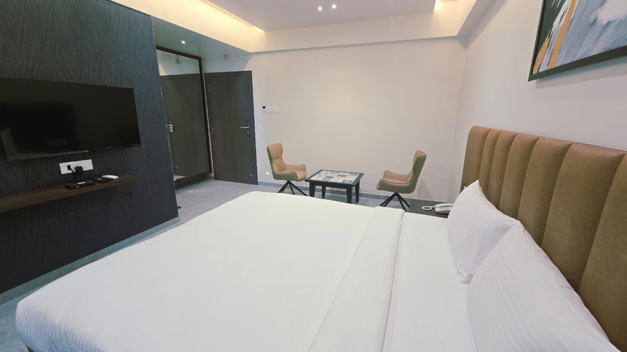 hotel the golden oaks