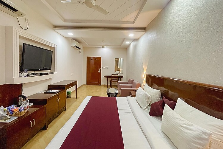 hotel sagar international