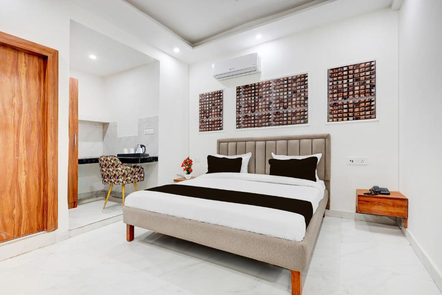 Super Townhouse Sarai Metro Station Formerly Palla,,3 star