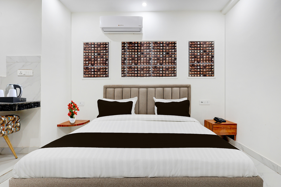 super townhouse sarai metro station formerly palla