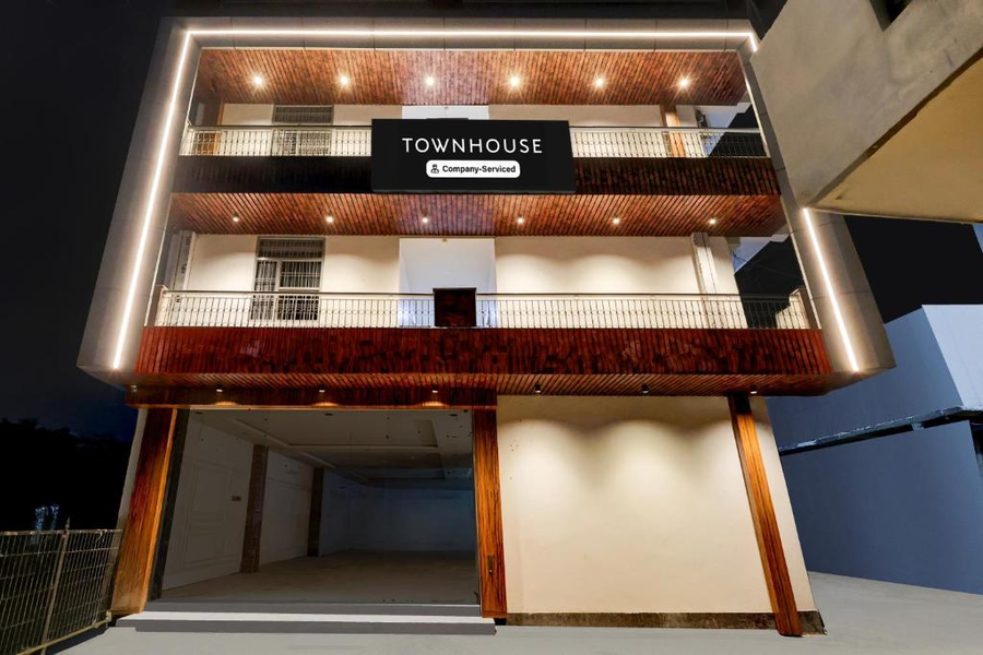 Super Townhouse Sarai Metro Station Formerly Palla,,3 star