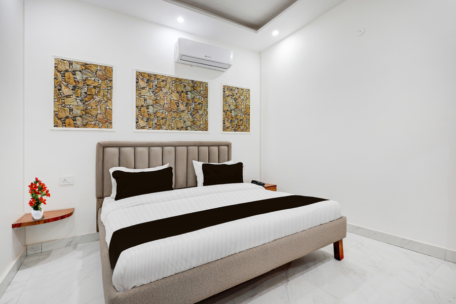 super townhouse sarai metro station formerly palla