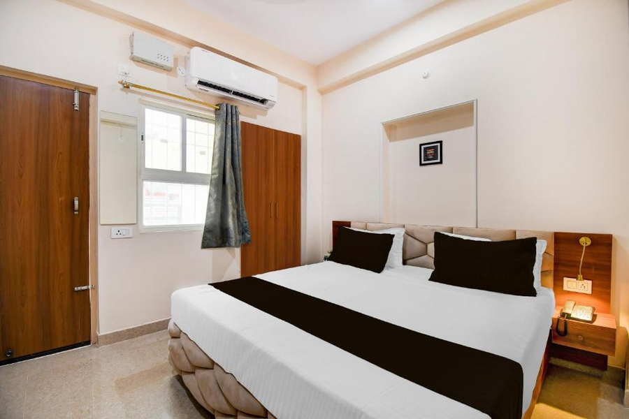 super townhouse kumhrar archeological park formerly hotel karuna palace