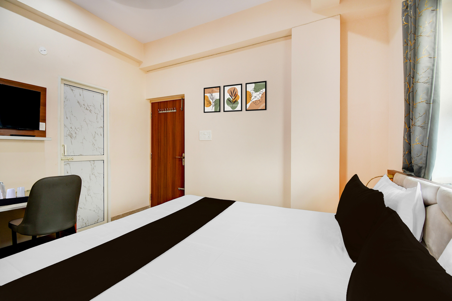 super townhouse kumhrar archeological park formerly hotel karuna palace