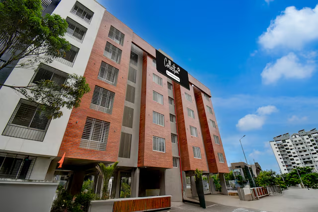 Super Collection O Katraj Bus Stop Formerly Indu Ville,,3 star