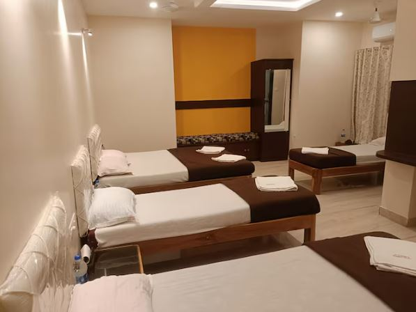 hotel deepak executive