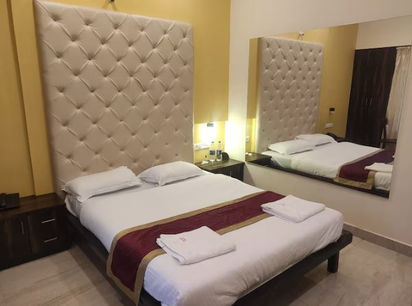 hotel deepak executive