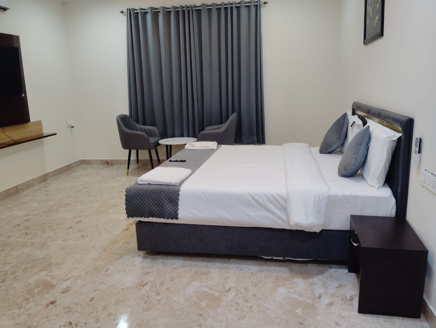 madhura luxury hotel