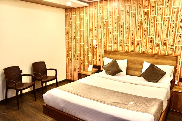 hotel matoshree executive