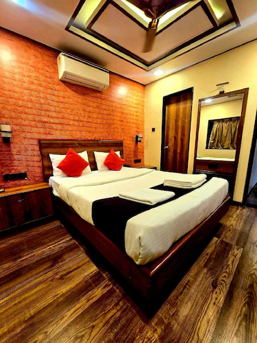 hotel matoshree executive