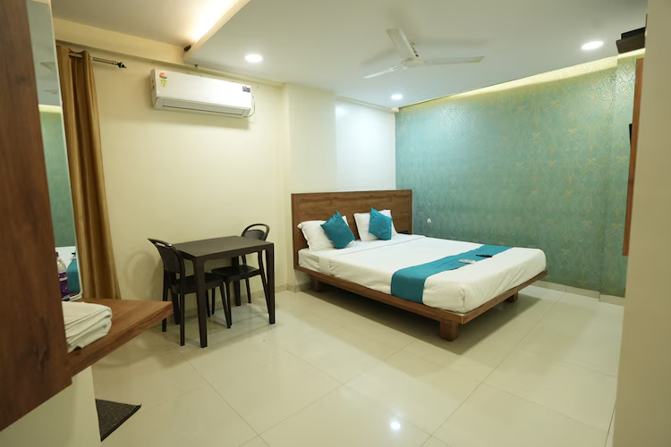 hotel pune gate narhe pune