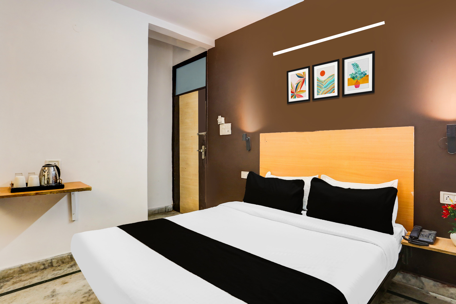 super hotel o east punjabi bagh near metro station