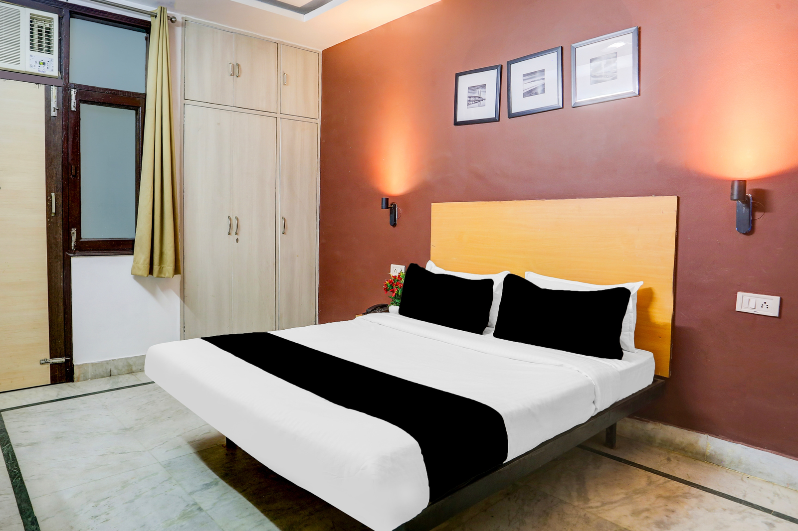 super hotel o east punjabi bagh near metro station