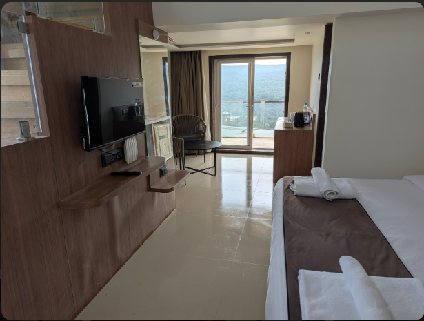 savyasaachi by leela resort mahabaleshwar