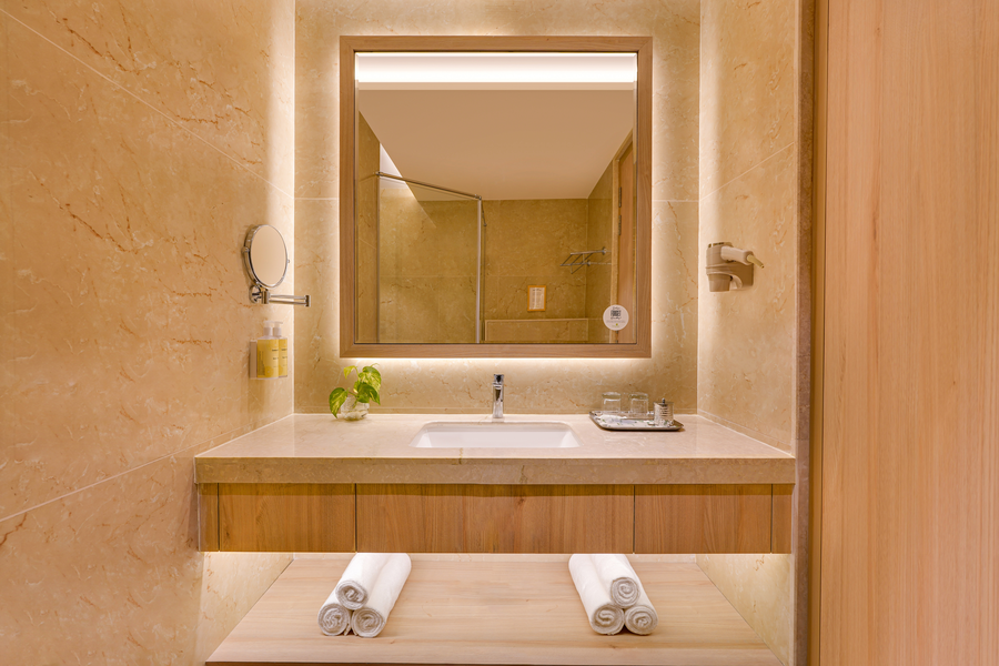 lemon tree hotel motihari