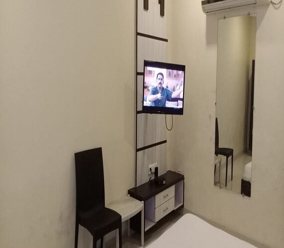 new white house in koregaon park pune