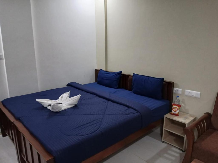hotel santhi comfort near manyata tech park