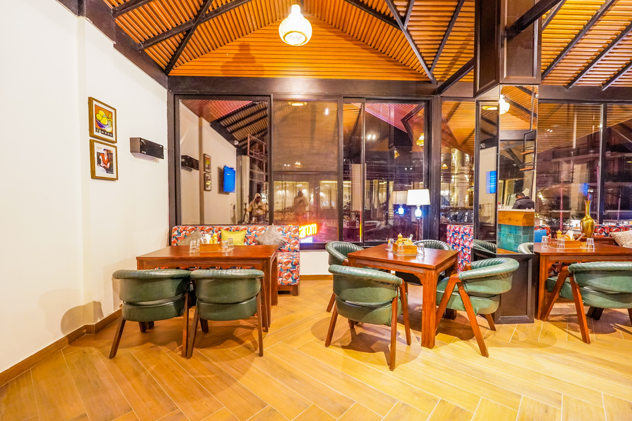 Carom Hotel Manali,,4 star