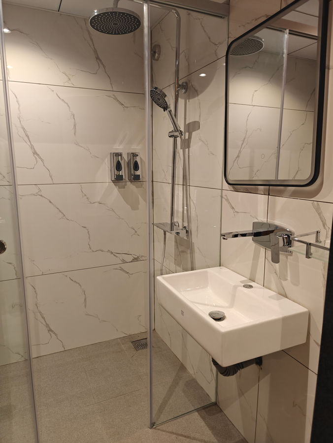 hotel good one suites