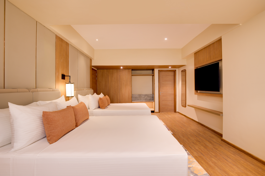 lemon tree hotel mall of dehradun