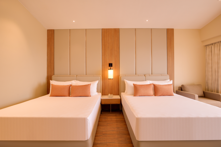 lemon tree hotel mall of dehradun