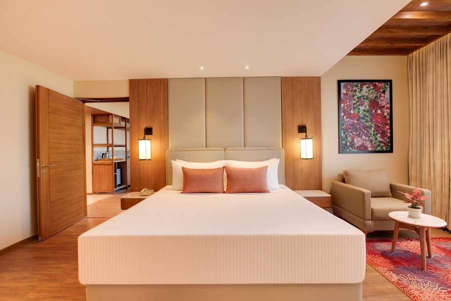 lemon tree hotel mall of dehradun