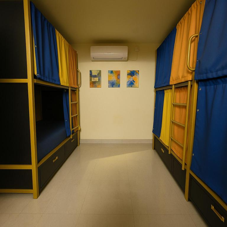 hostelife brookfield by de royale hotels