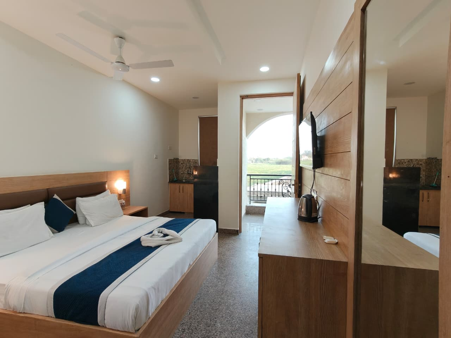 hotel devi ram atithi bhawan vrindavan by hrg