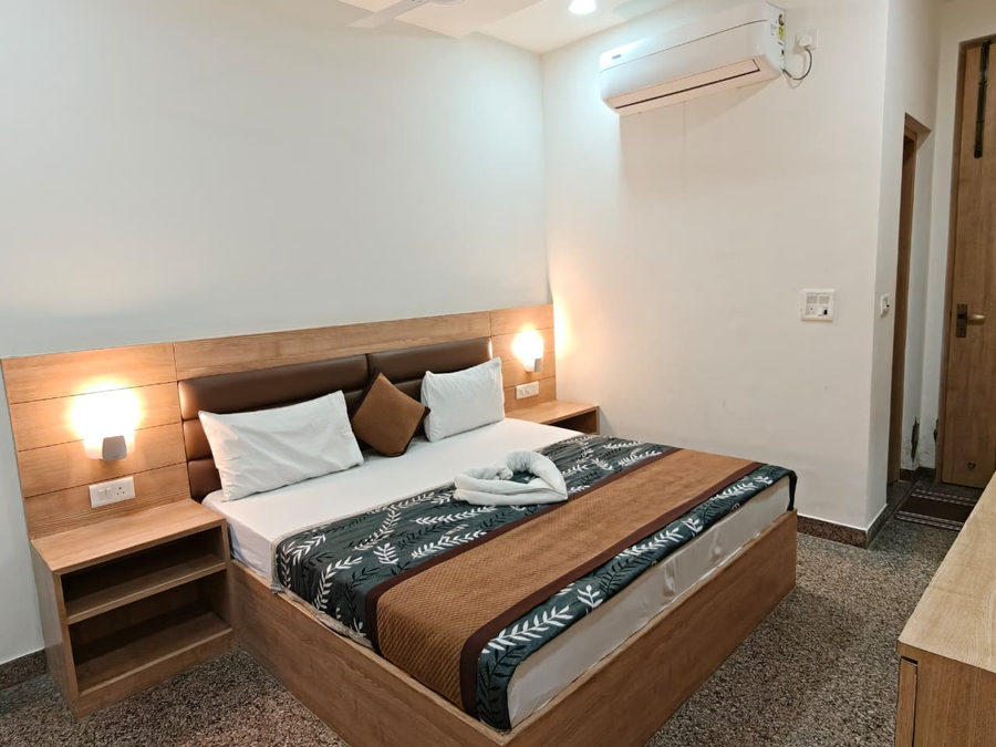 hotel devi ram atithi bhawan vrindavan by hrg