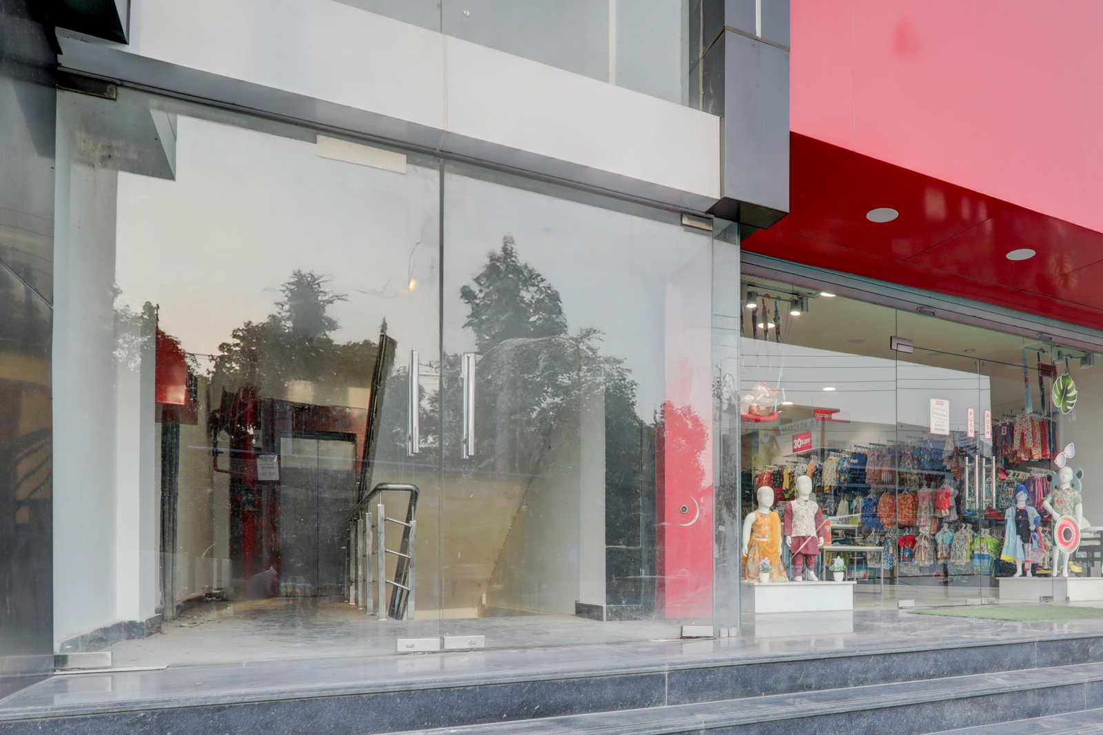 Super Hotel O Medical College Basaratpur Gorakhpur,,3 star