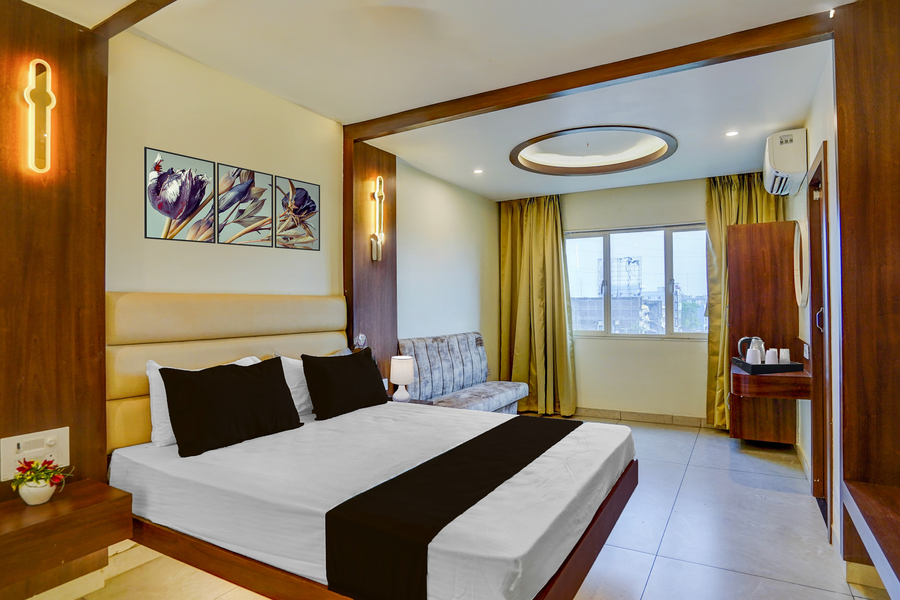 super townhouse zero mile gandhi setu formerly classic court